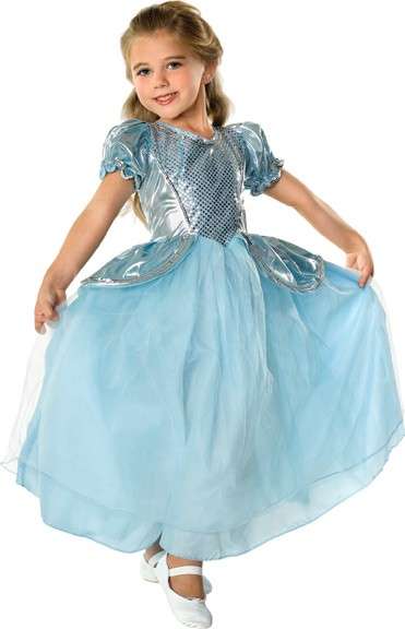 Costume con la gonna di tulle azzurra