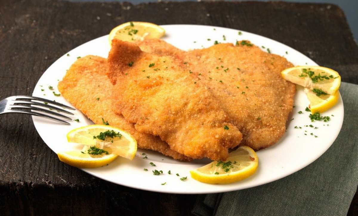 Cotolette alla milanese con prezzemolo e limone