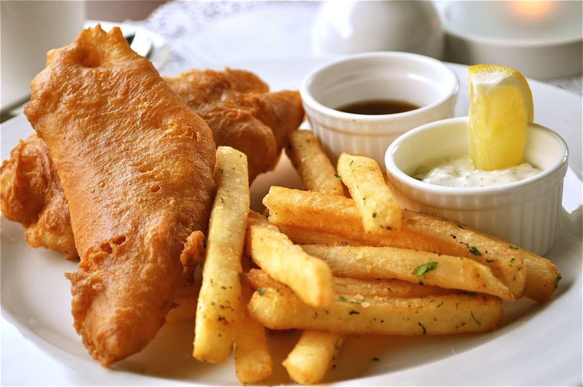 Fish and chips con salse