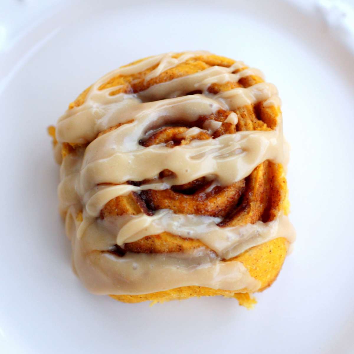 Glassatura cinnamon rolls