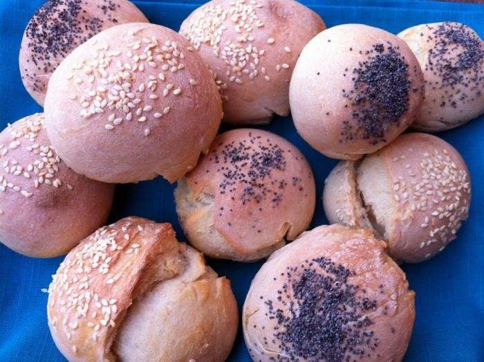 Panini al latte con granelle