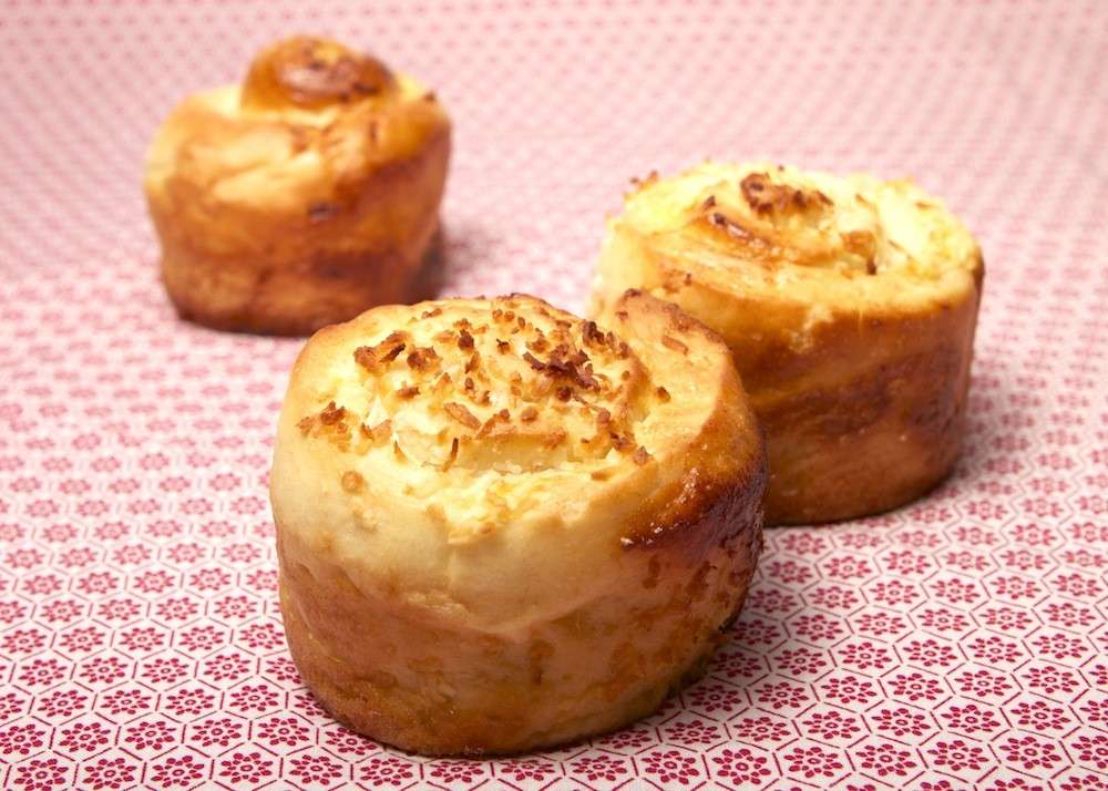 Panini o rolls al latte