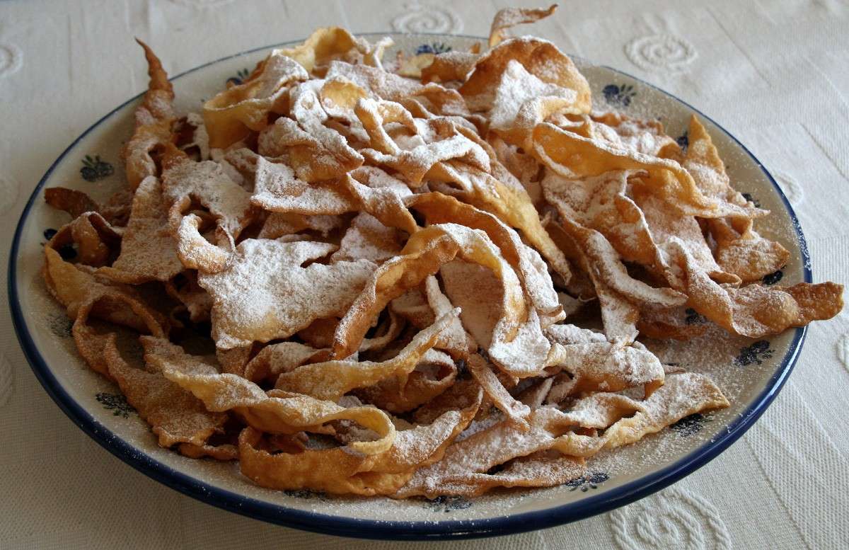 Piatto di chiacchiere