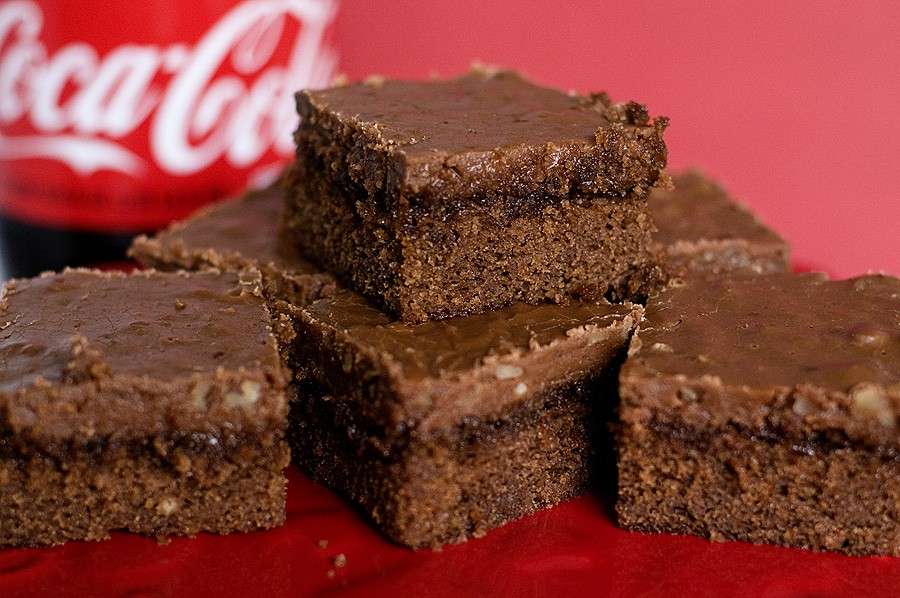 Porzioni di torta alla Coca Cola