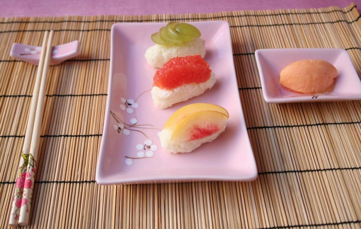 Sushi dessert