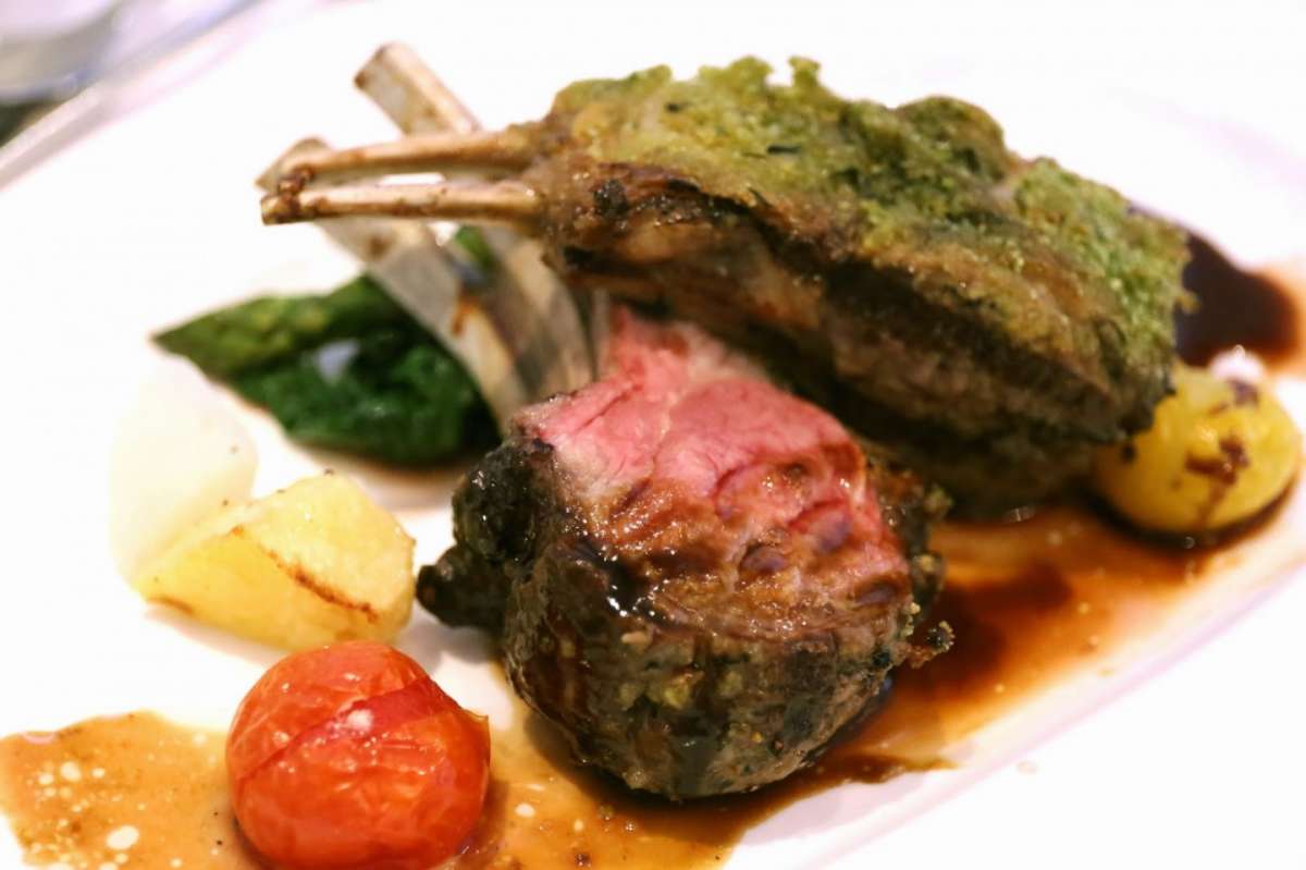 Agnello gratinato alle erbe