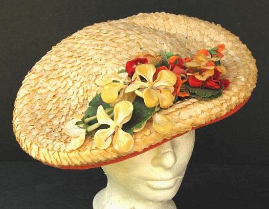 Cappello con i fiori fai da te