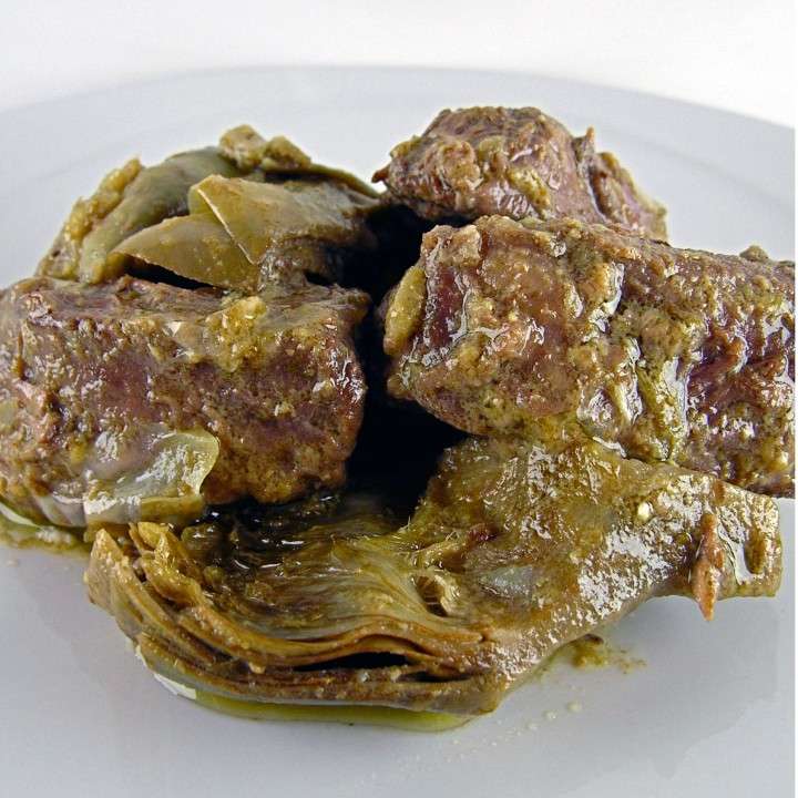 Carne e carciofi in fricassea