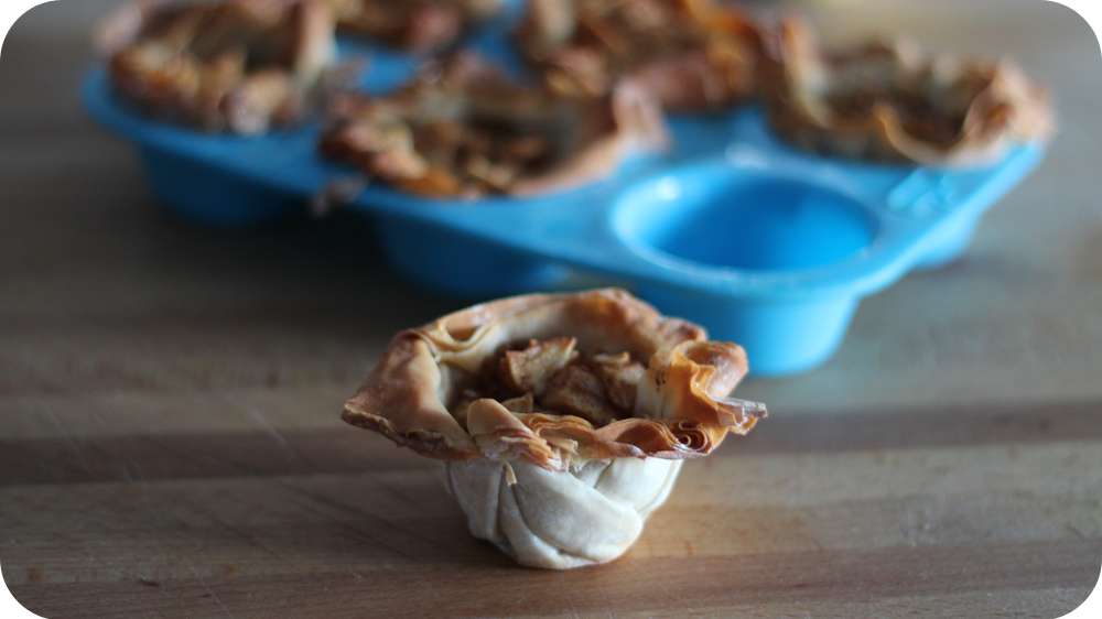 Cestini alle mele in pasta fillo