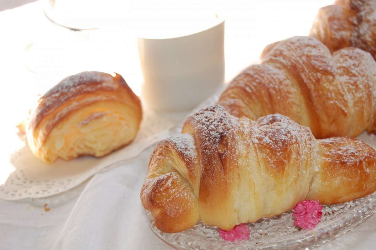 Colazione con i cornetti