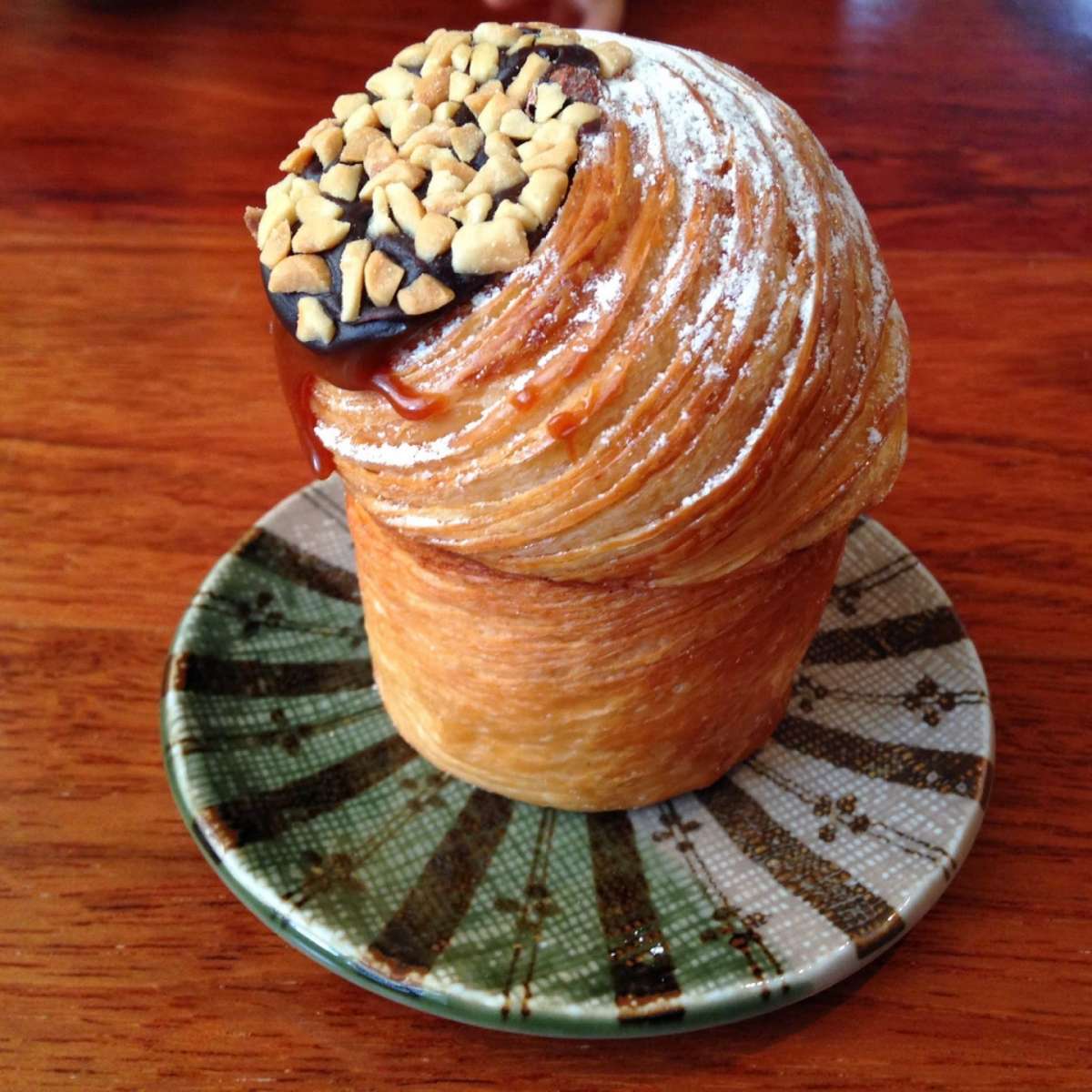 Cruffin al cioccolato