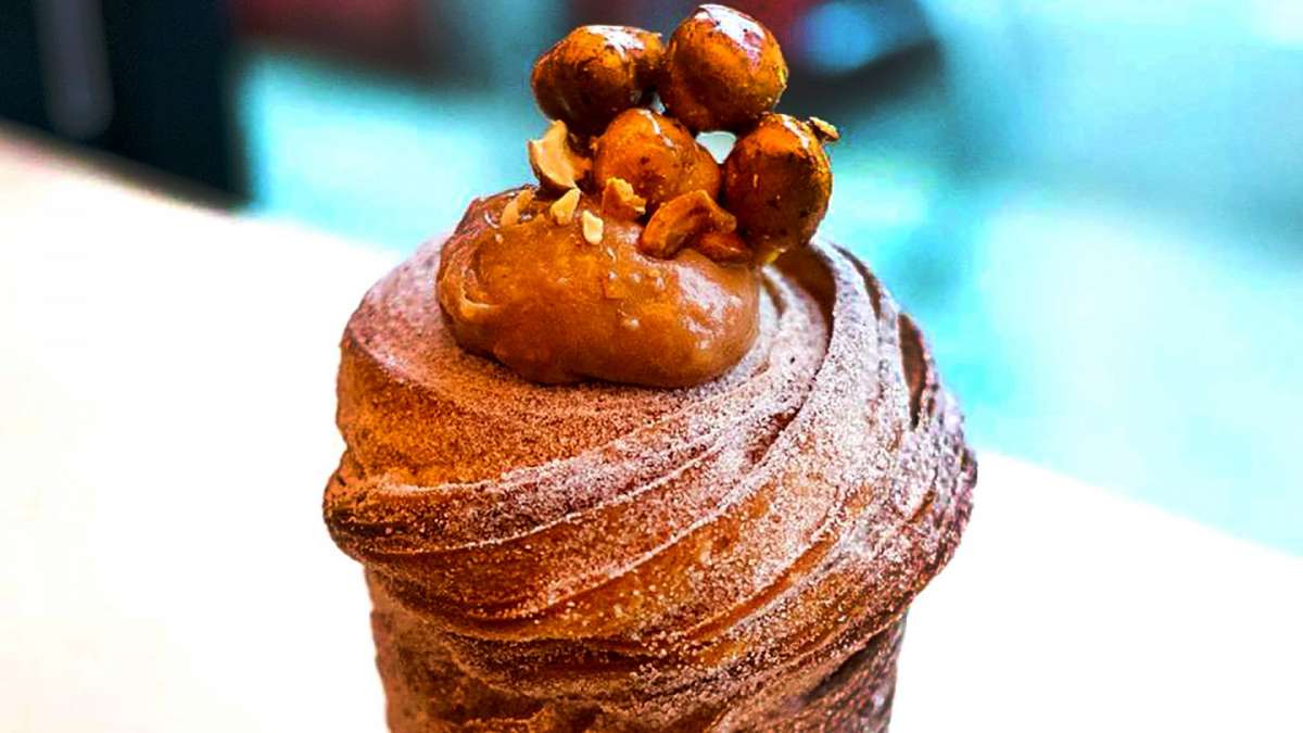 Cruffin alla nocciola