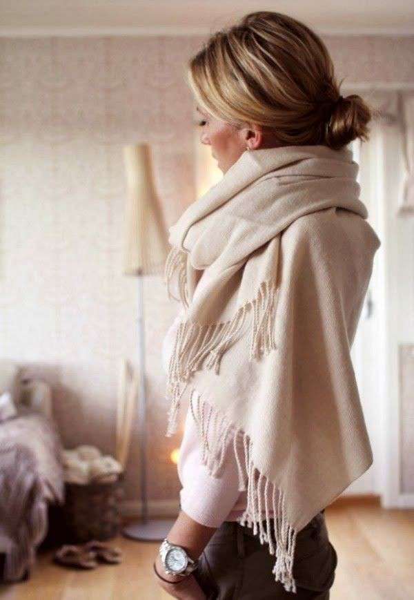 Pashmina indossata a mo' di scialle