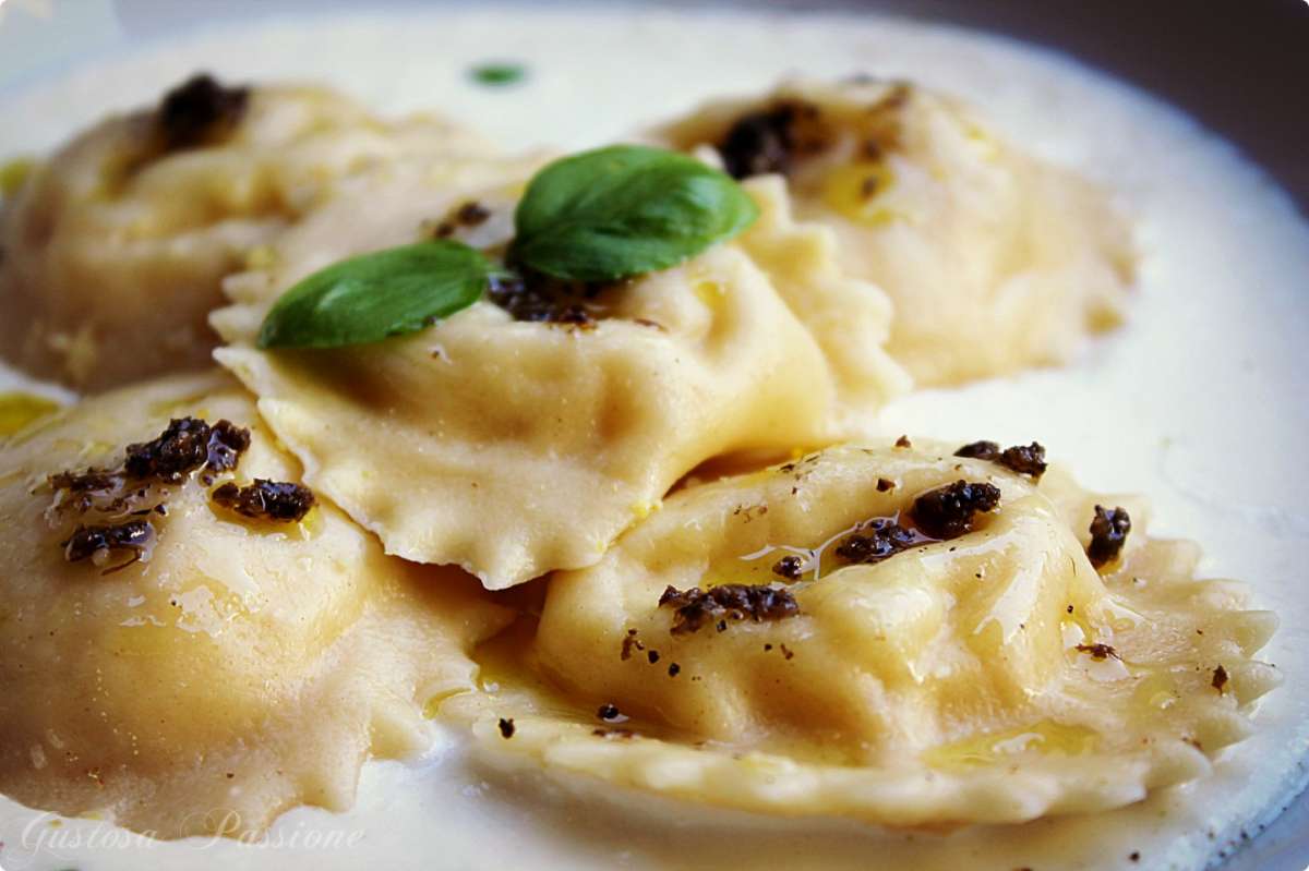 Ravioli alla norcina