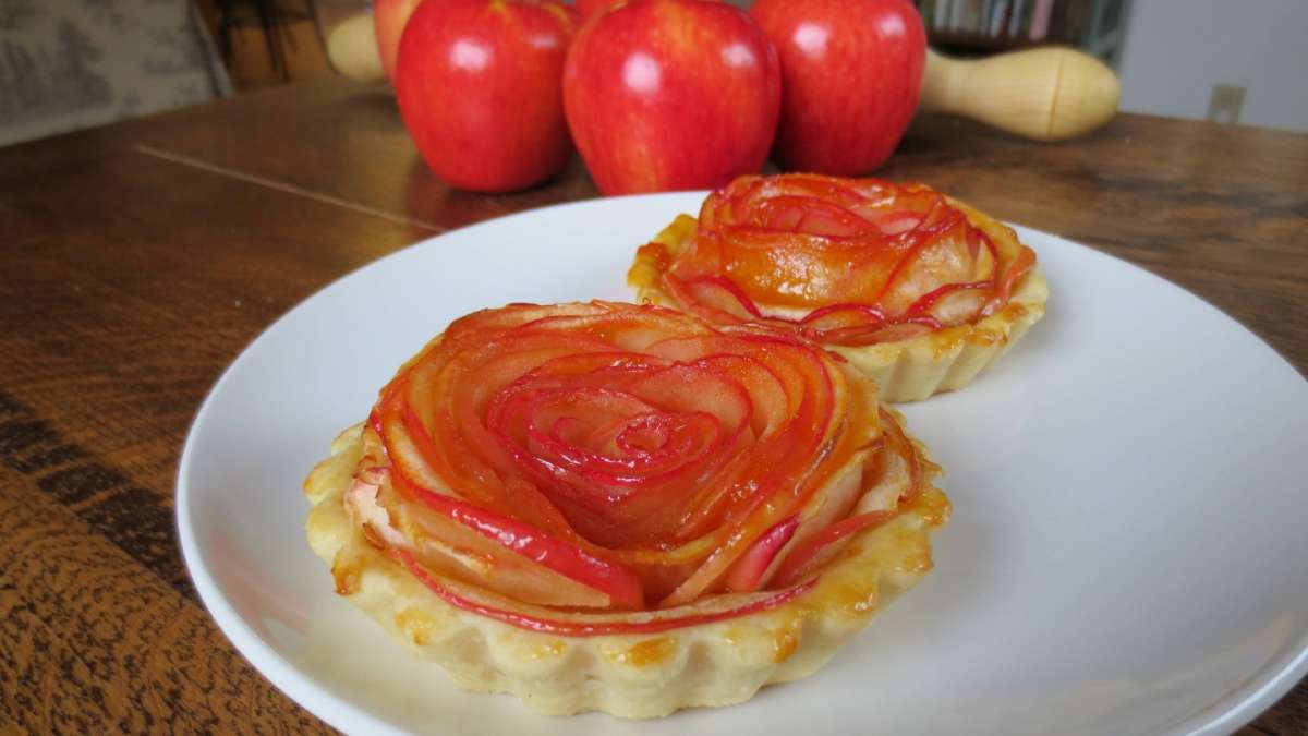 Ricetta rose di mele con pasta sfoglia