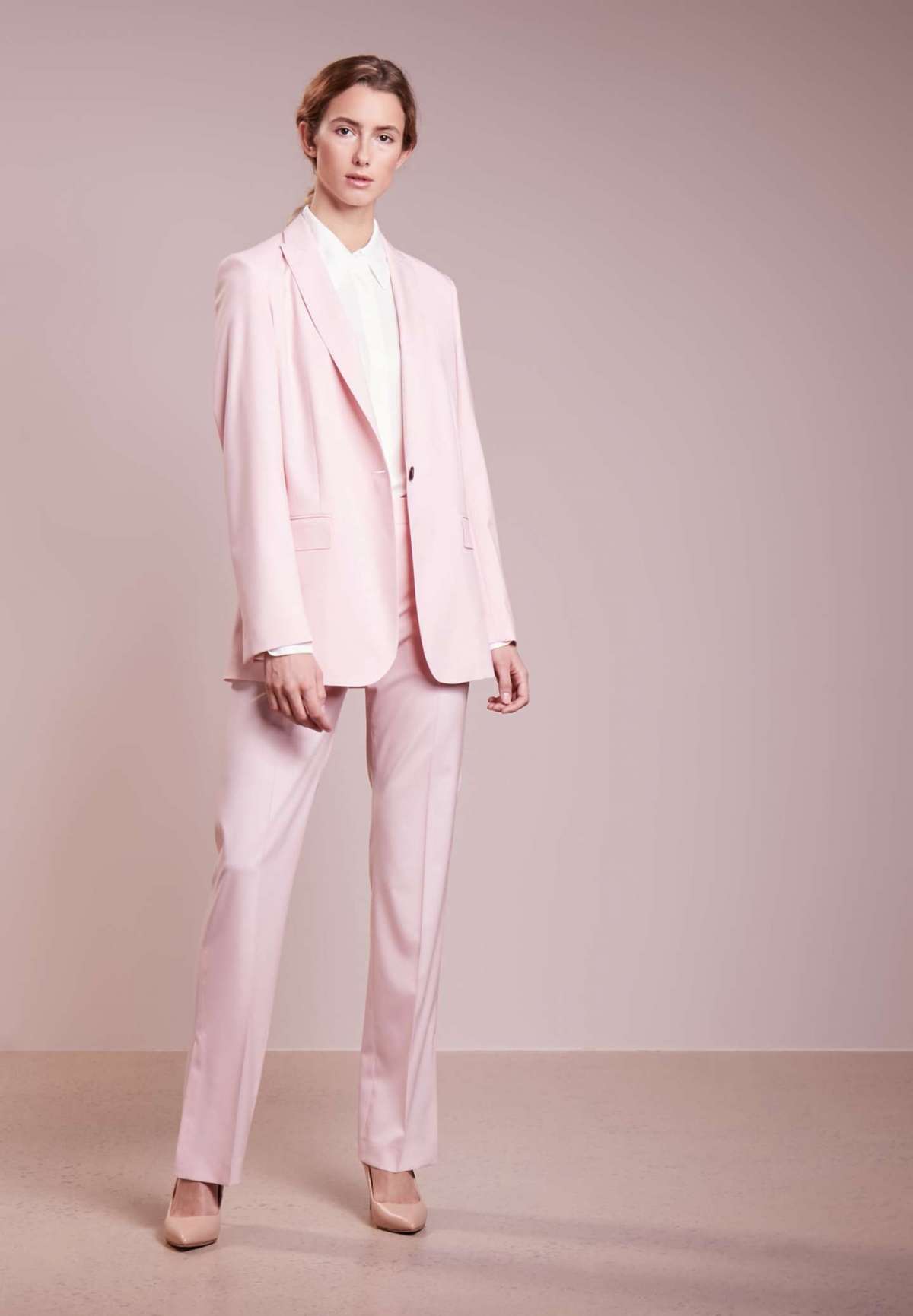 Tailleur rosa cipria Strenesse