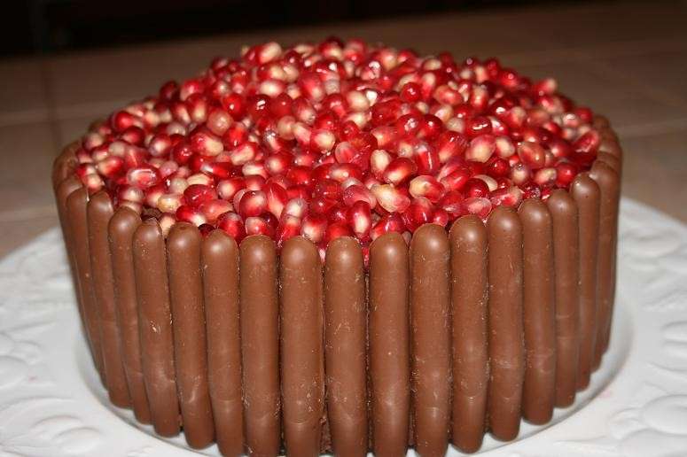 Torta al cioccolato e melograno