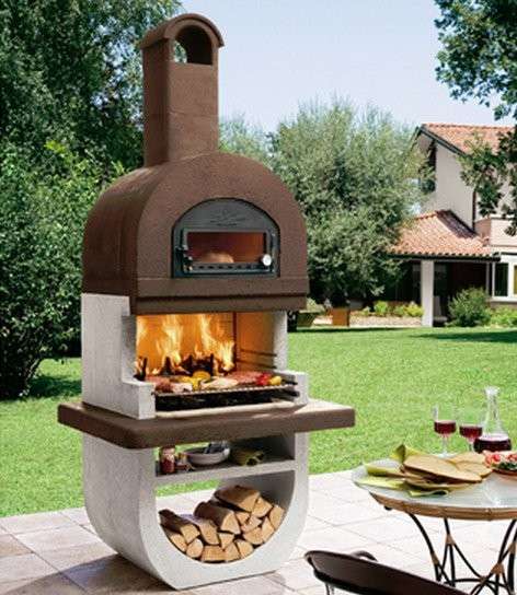 Barbecue in muratura prefabbricato con forno