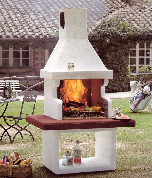 Barbecue prefabbricato