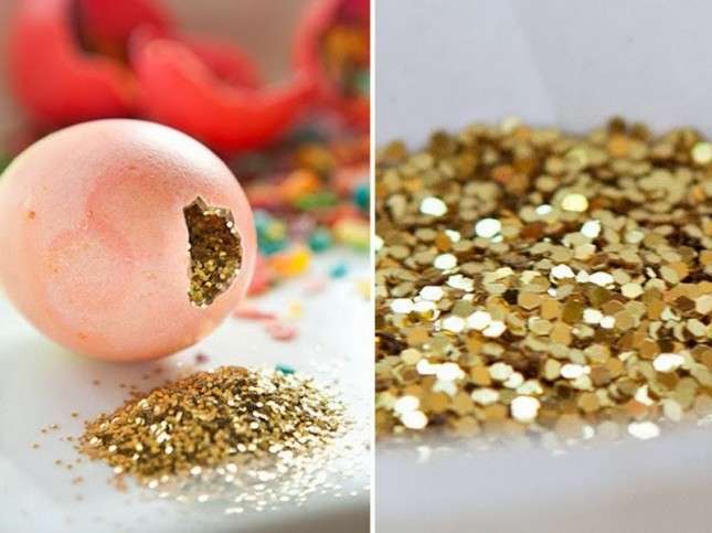 Glitter oro per l'uovo di Pasqua