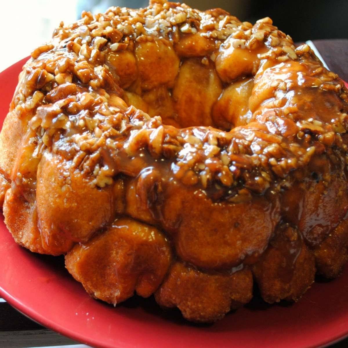 Monkey bread al caramello e noci pecan