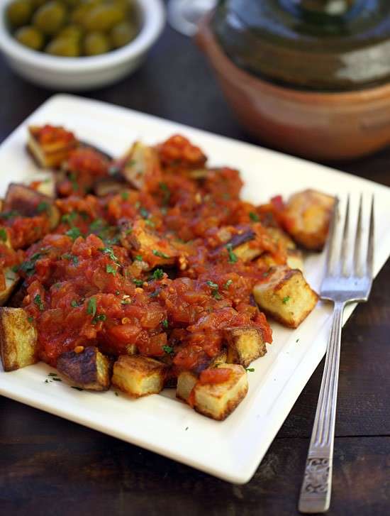 Patatas bravas