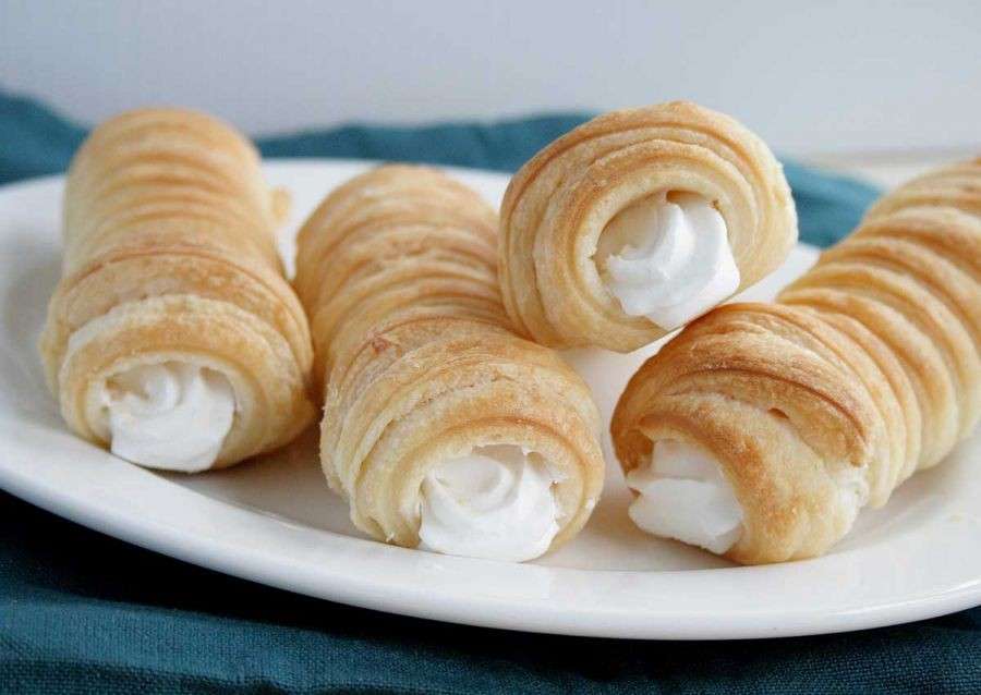 Cannoncini alla panna