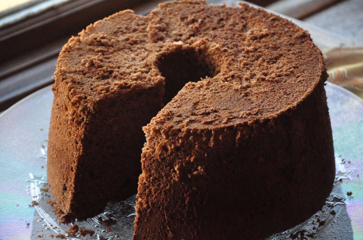 Chiffon cake ricetta al cioccolato