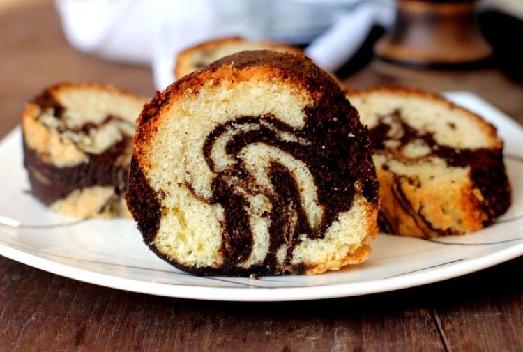 Ciambella con cacao e vaniglia