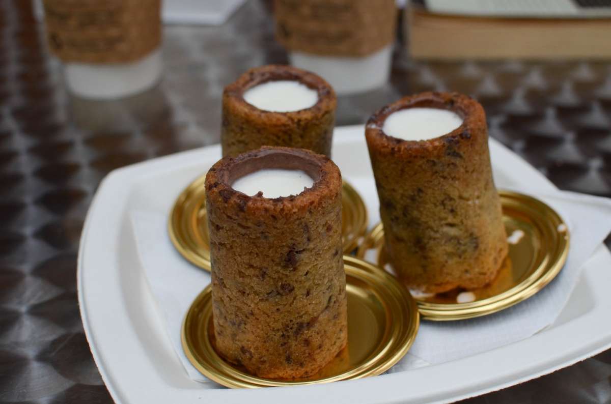 Cookie shot con latte