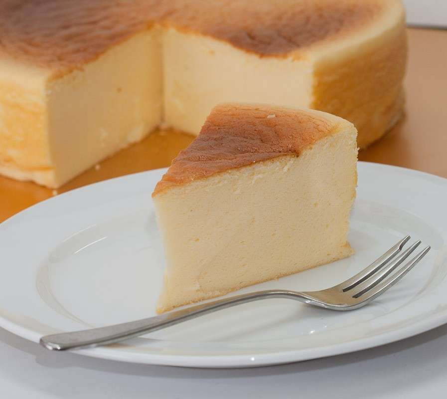 Fetta di cheesecake giapponese