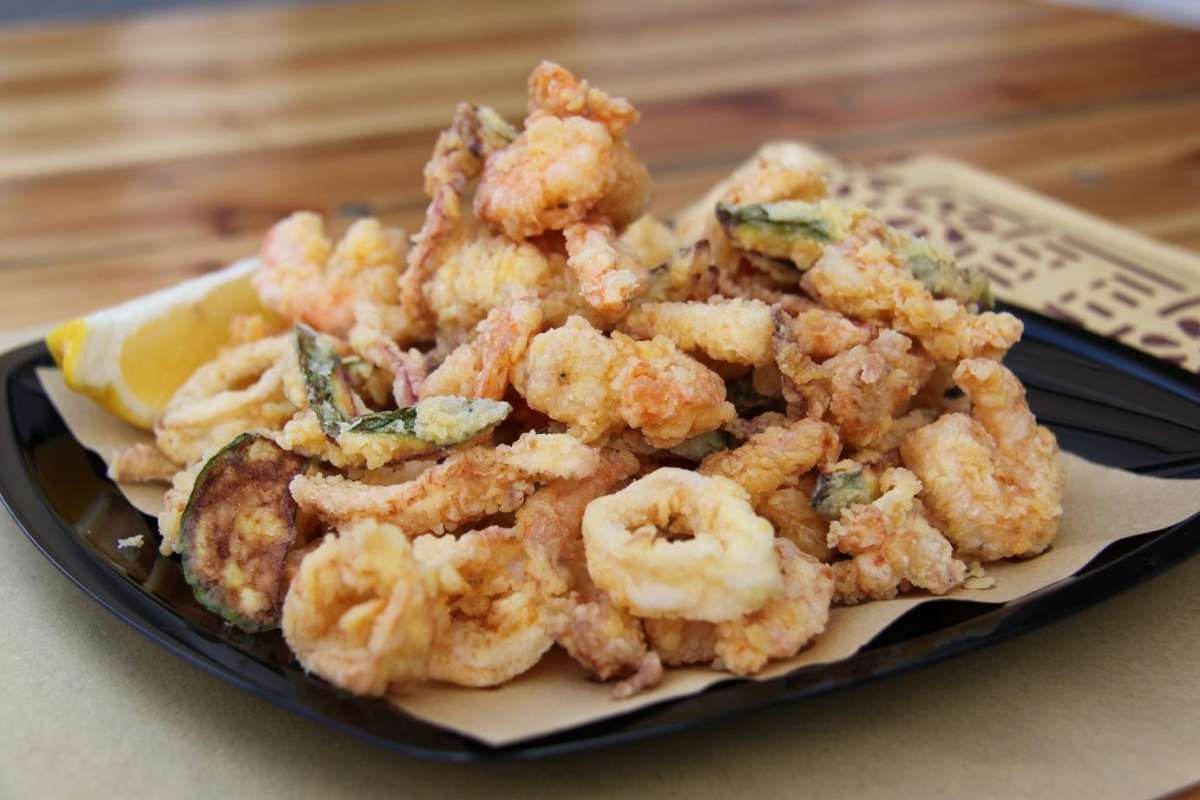 Frittura di calamari e zucchine