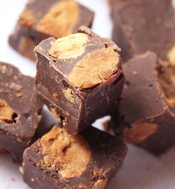 Fudge alle mandorle e cioccolato