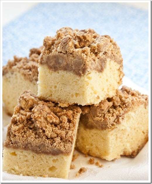 New York crumb cake