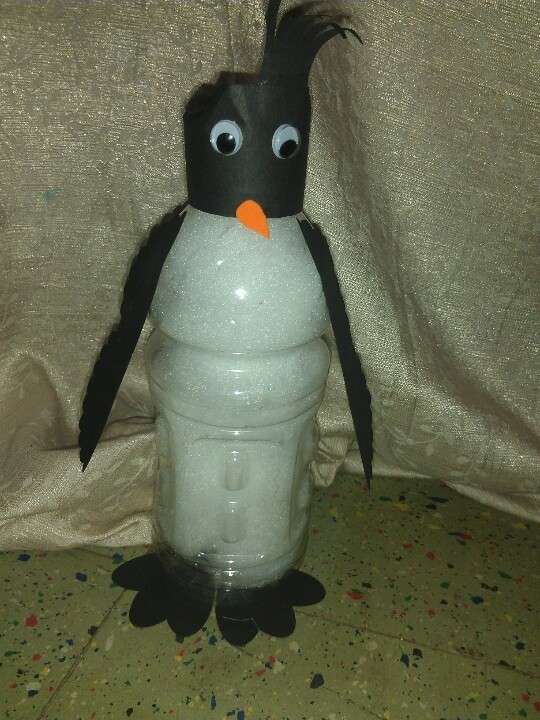 Pinguino con ghiaccio