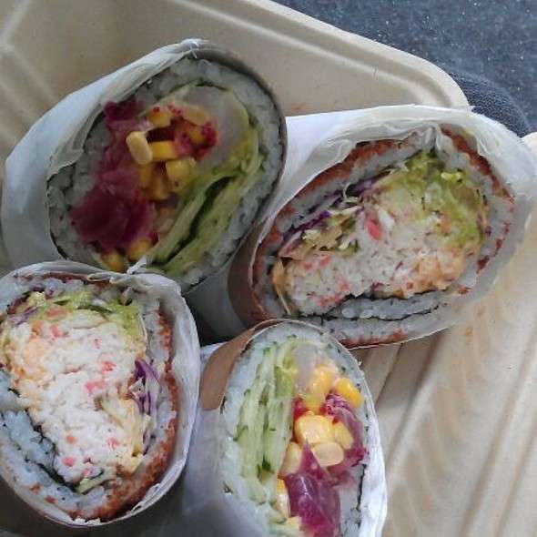 Sushirrito al granchio e al tonno