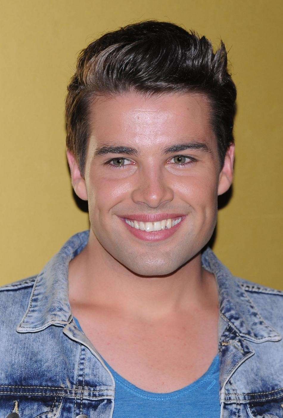 Cantanti gay, Joe McElderry