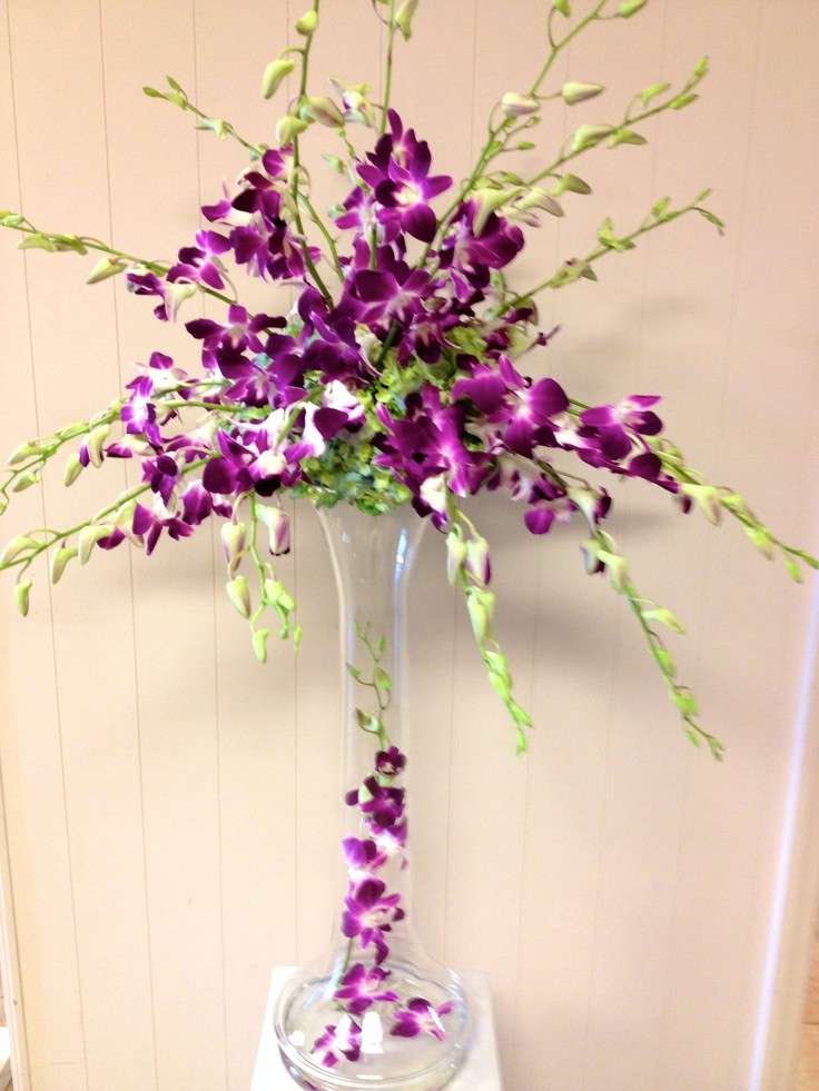 Composizione floreale viola