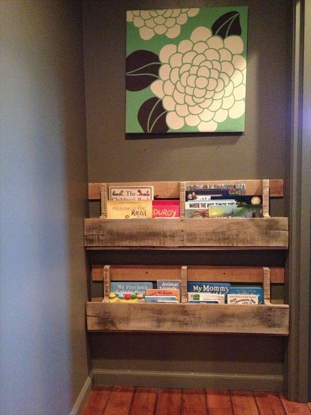 Libreria con pallet