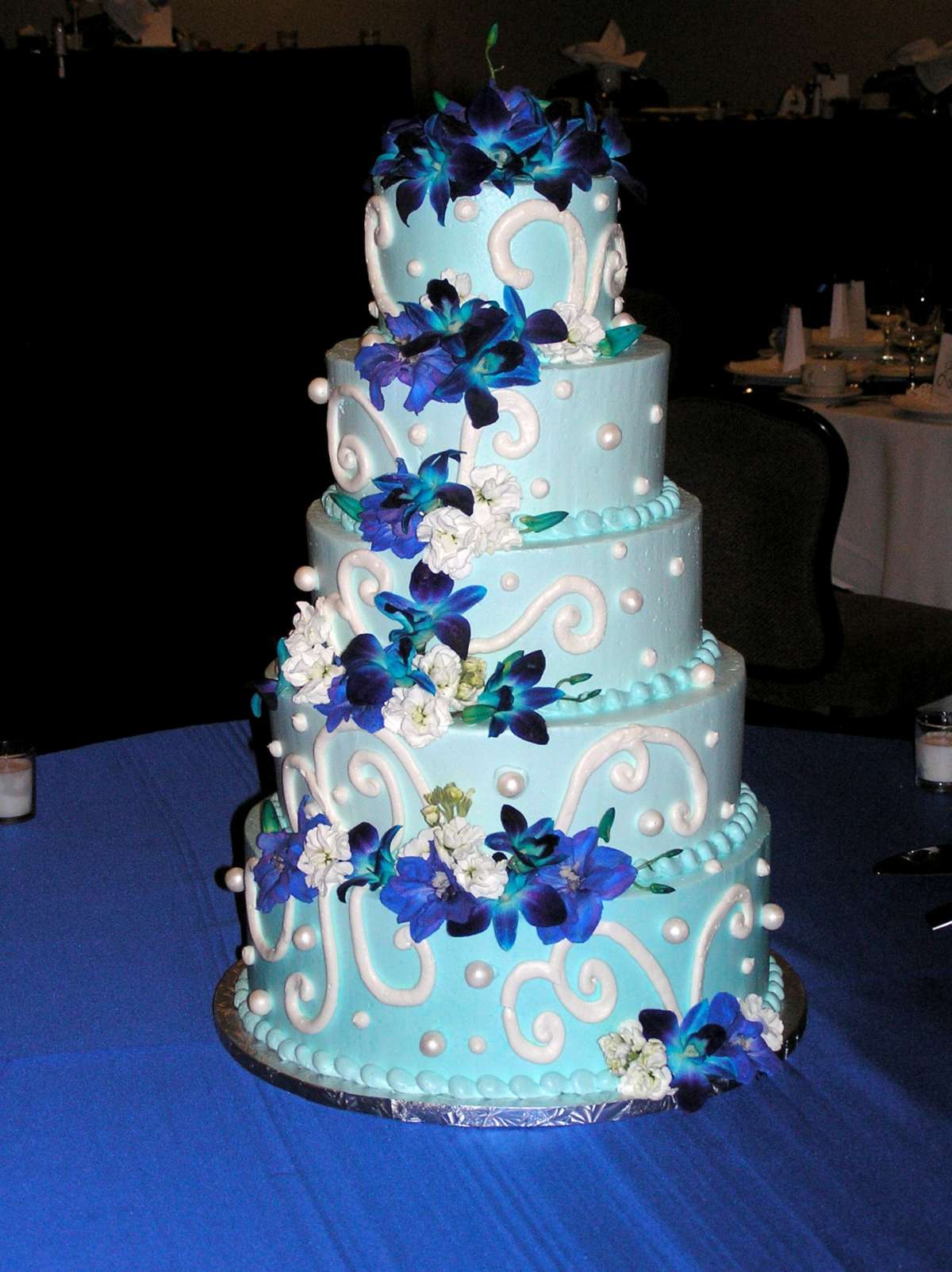 Torta nuziale blu
