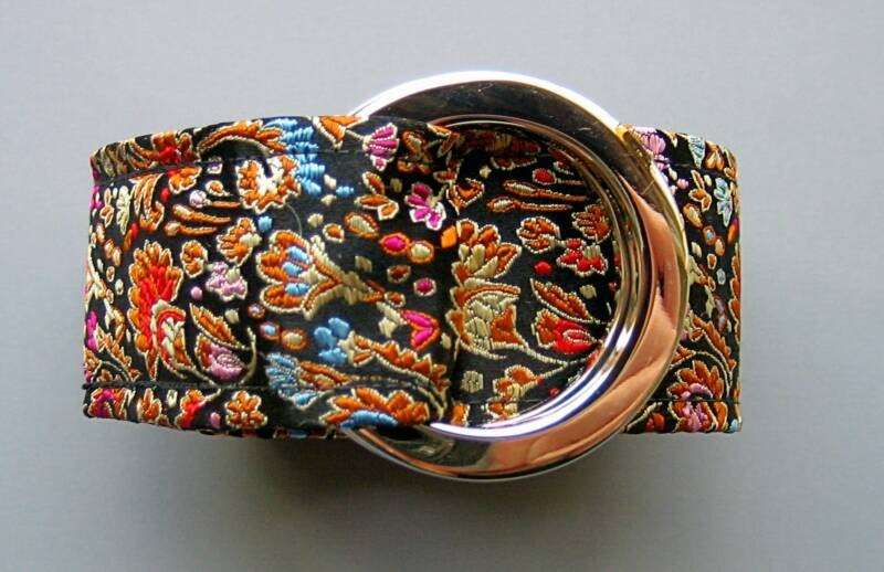 Cintura di stoffa decorata