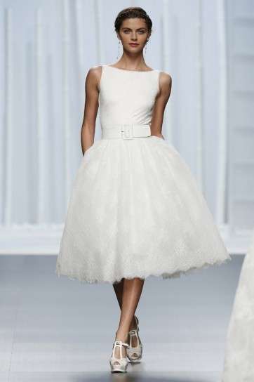 Abito midi per la sposa chic