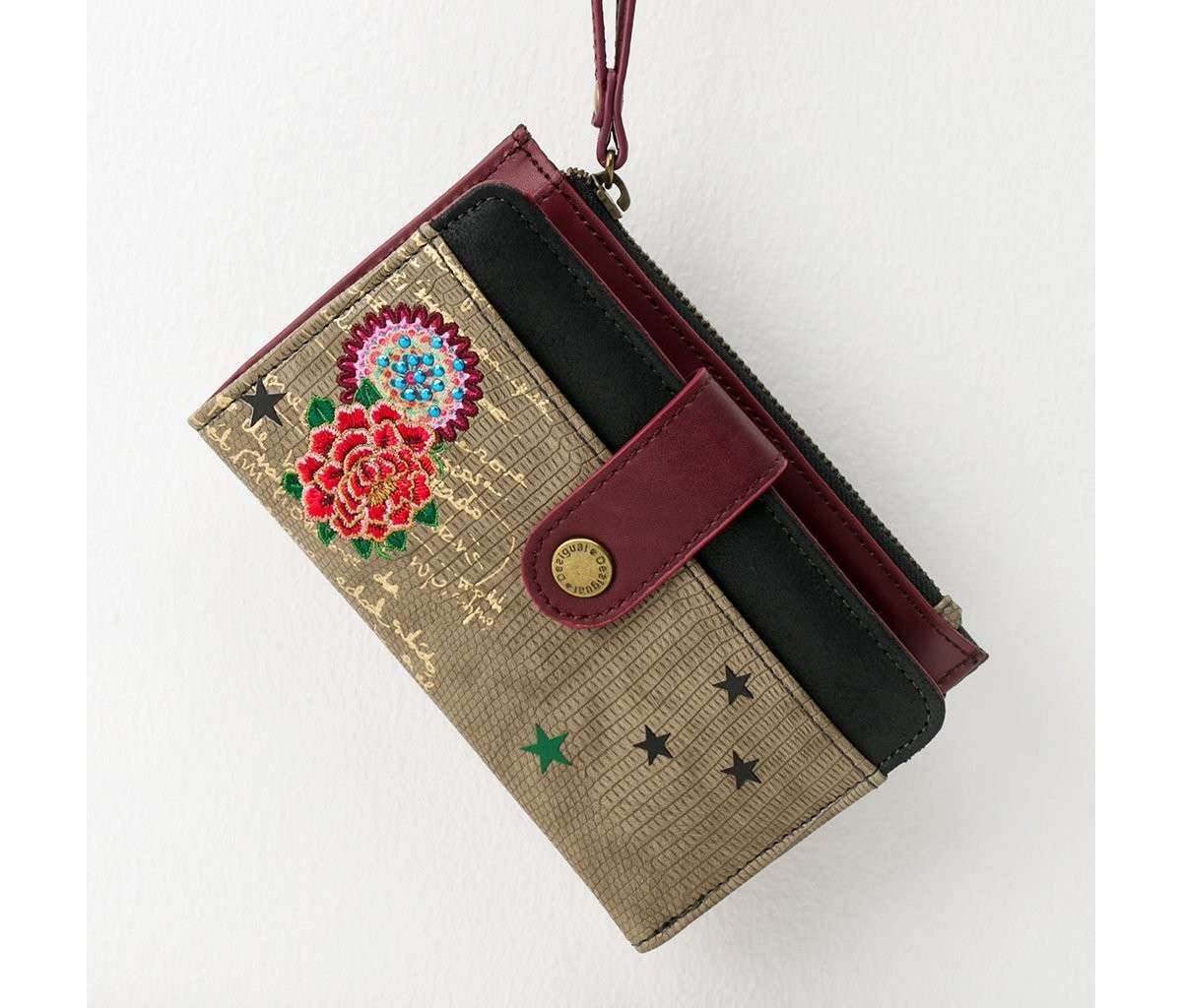 Clutch Desigual