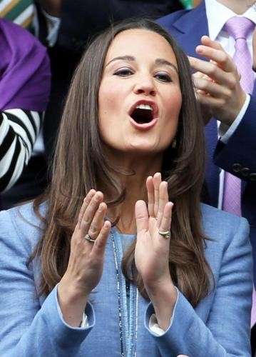 Pippa Middleton scatenata sugli spalti