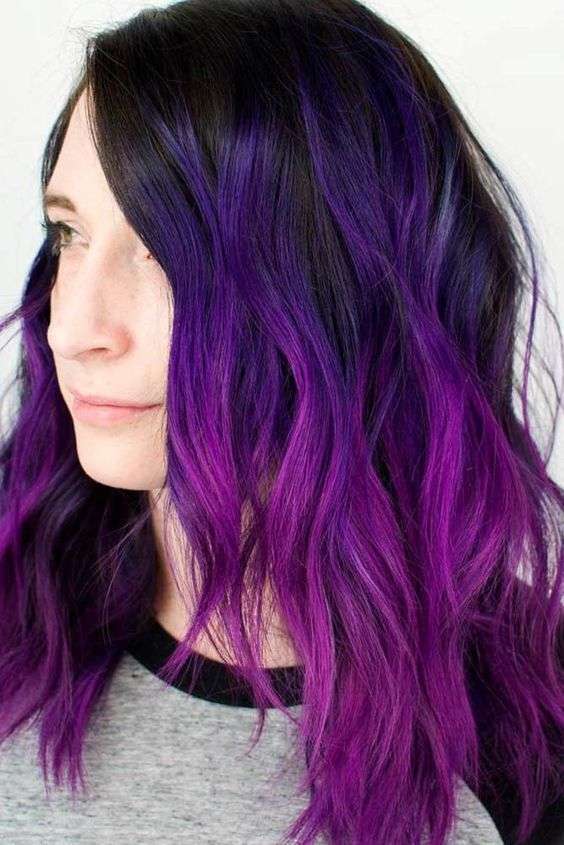 Shatush viola su capelli scuri