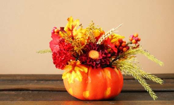 Centrotavola con la zucca e i fiori