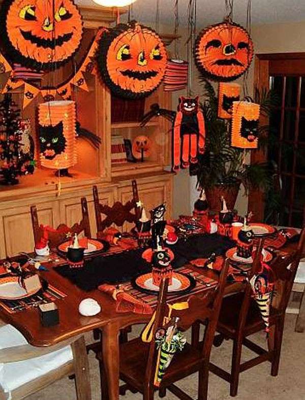 Decorazioni di Halloween per le sedie