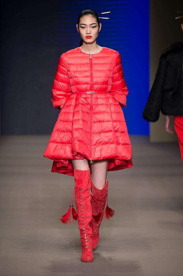 Piumino rosso Elisabetta Franchi