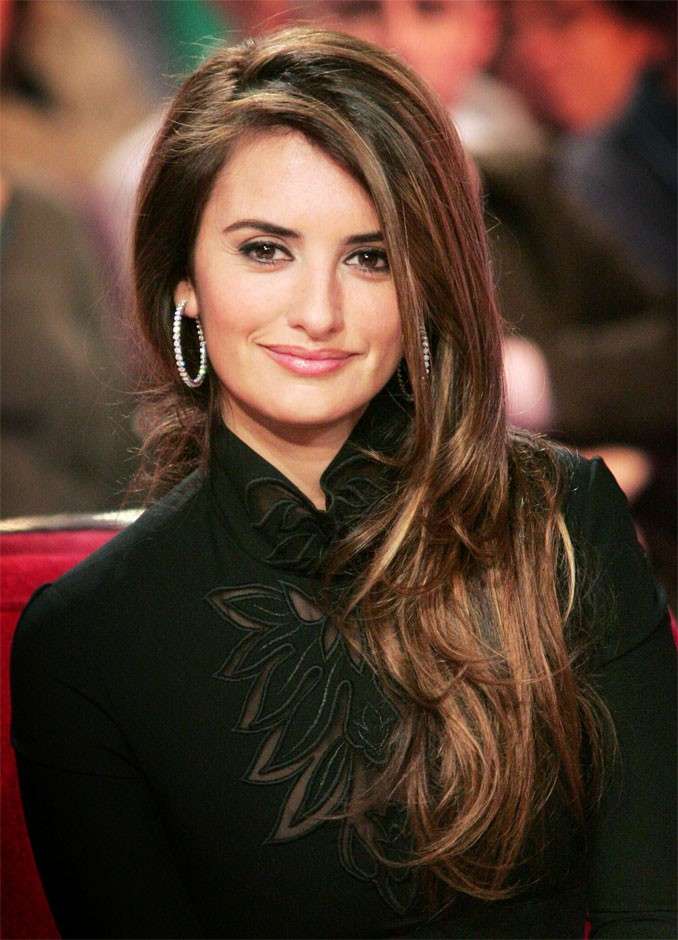 I capelli lunghi di Penelope Cruz