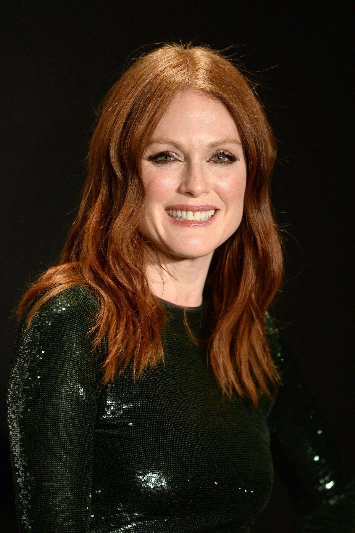 I capelli lunghi e rossi di Julianne Moore